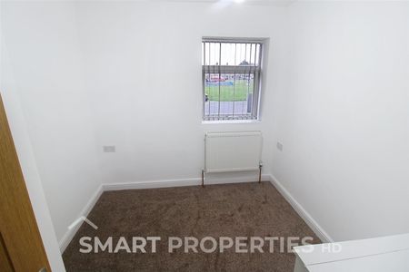 Waterloo Rise, Waterloo, Huddersfield - Photo 5