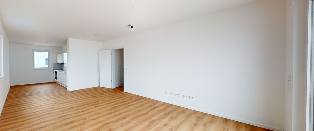 Ideal für Paare und junge Familien: 3 Zimmer mit EBK und Balkon - Foto 1