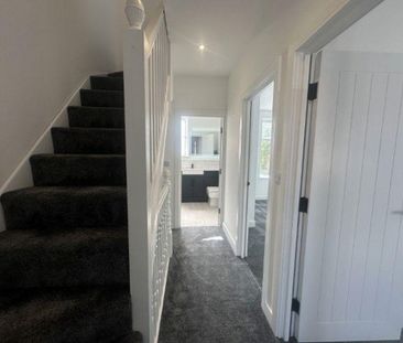 4 bedroom terraced house to rent - Photo 6
