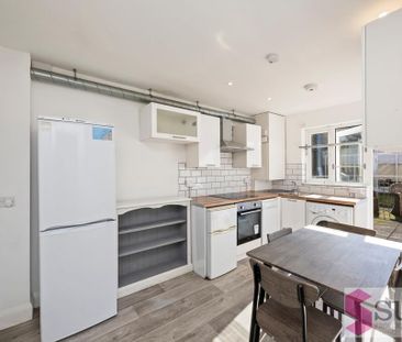 4 bedroom apartment to rent - Photo 6