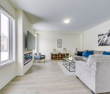 For Lease - 328 Valleyway Drive, Brampton, Ontario - Photo 2