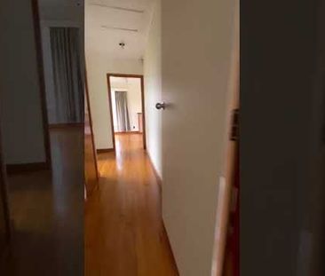 Lovely New Renovated Two Bedroom in Pt Engalnd - Photo 3