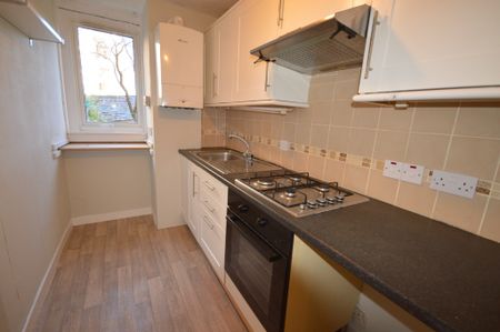 17B Forest Park Road, West End, Dundee - Photo 4