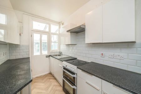 Croindene Road, SW16, London - Photo 5