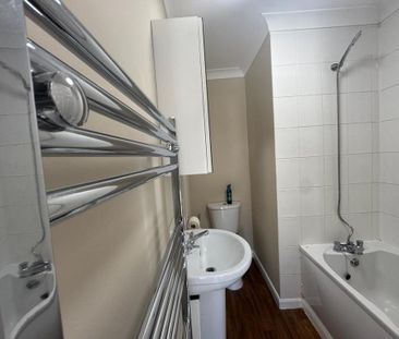 3 bedroom detached bungalow to rent - Photo 6