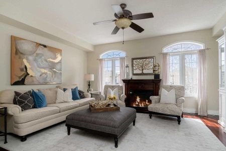 For Lease - 2368 Sutton Drive, Burlington, Ontario - Photo 3