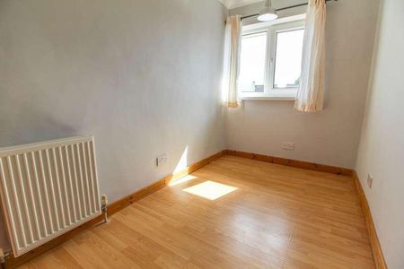 Greencroft Gardens, Reading, RG30 - Photo 5