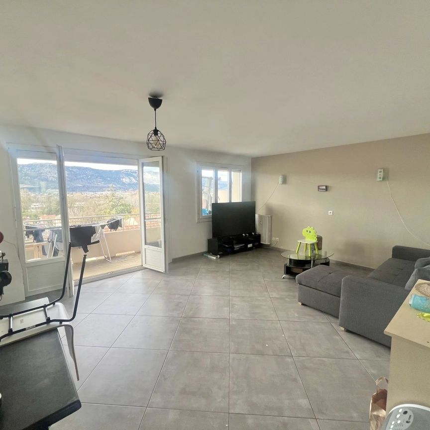 Location Appartement 3 pièces 75m² VALENCE 26000 - Photo 1