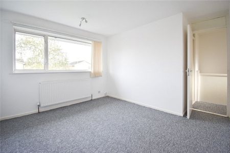 Carter Jonas have already secured tenants for this property. To find out how we can assist you in securing the best quality tenants as quickly as possible, please call our office on 01223 403330. - Photo 5