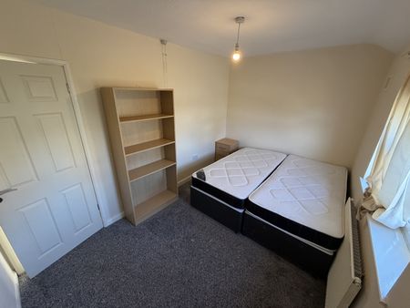 Bowling Green Road, Dudley - Photo 3