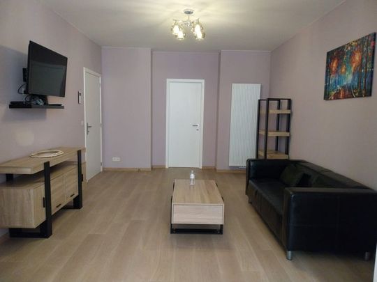 Appartement te huur - Foto 1