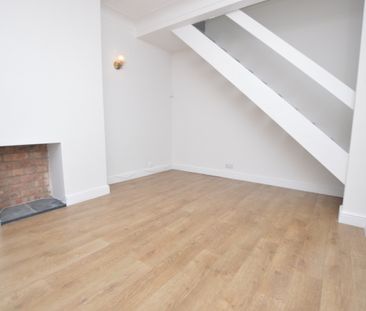 2 Bedroom Terraced House - Photo 1