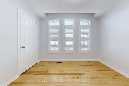 For Lease - 84 Betony Drive, Richmond Hill, Ontario - Photo 4