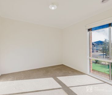 Modern Family Living in a Quiet Fraser Rise Location - Photo 6