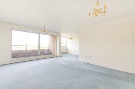 3 bedroom flat to rent - Photo 2