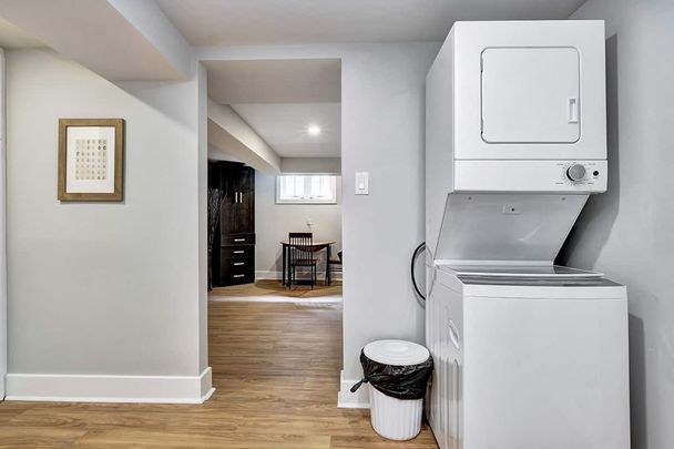 213 Melrose Avenue - Photo 1