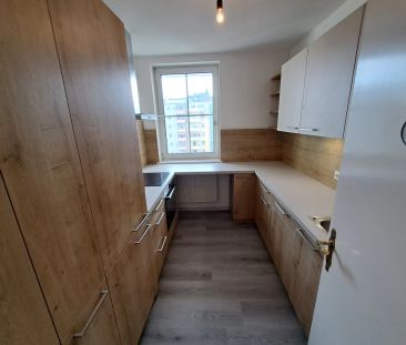 **Ab sofort** Sonnige 3-Zimmer Wohnung in der Volksfeststrasse 34 -... - Photo 2