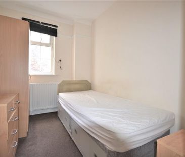 3 bedroom apartment to rent - Photo 5