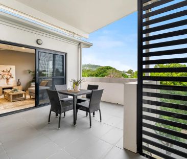 Top Floor North Facing Stylish Apartment - Photo 6