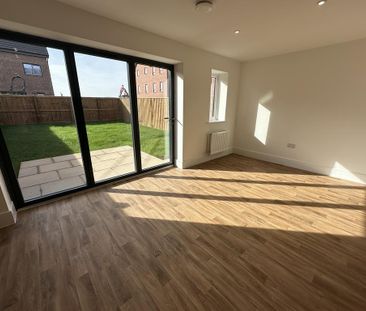 3 bedroom property to rent - Photo 1
