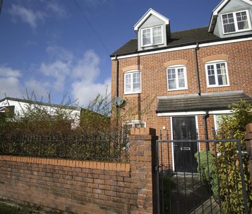 3 Bed Semi Detached House To Let on School Lane, Bamber Bridge, Pre... - Photo 2