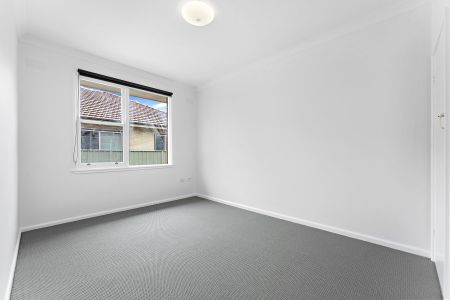 Refreshed One Bedroom Unit In Quiet Location - Photo 3