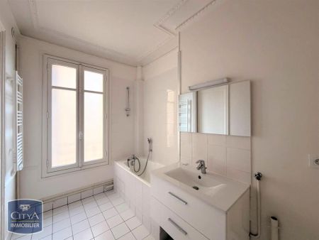 Appartement à louer 3 pièces 75.97m² - Photo 2