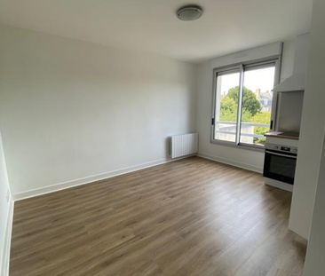 Location Appartement 1 pièce 21m² CHATEAUBRIANT 44110 - Photo 1
