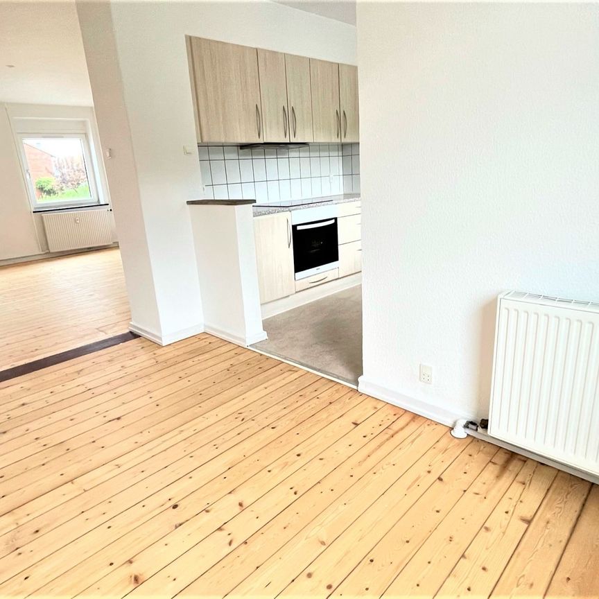 Stor, lys 3-værelses lejlighed - Photo 1