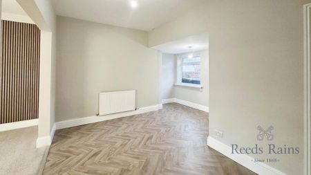 2 bedroom terraced house to rent - Photo 5