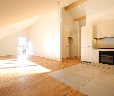 2.5 Zimmer, 77 m², 3. Stock - Photo 1