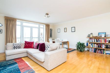 2 bedroom flat to rent - Photo 2