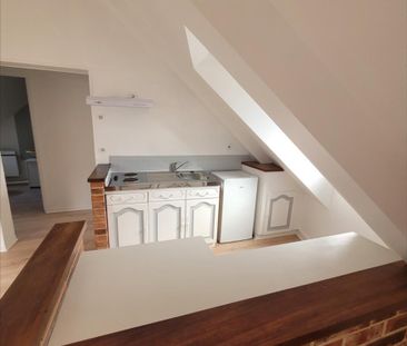 PONT DE L ARCHE- T2 refait à neuf Centre Ville - Photo 2