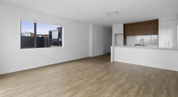 Lovely home located in a popular Cambridge area - Photo 1