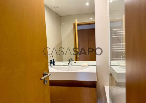 Apartamento T4 para alugar em Vila Nova de Gaia