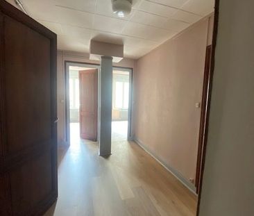 Location Appartement 3 pièces 65m² BORDEAUX 33000 - Photo 3