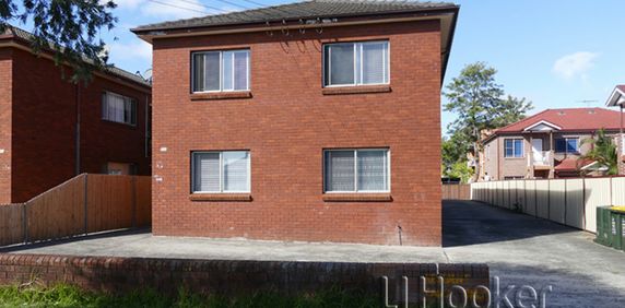 Ideal Location - Photo 2