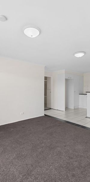 Light, Bright & Ideally Located - Photo 1