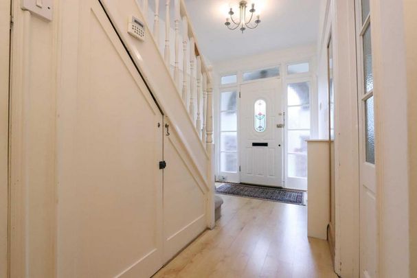 3 bedroom semi-detached house to rent - Photo 1