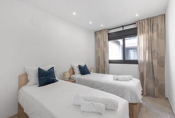 Mieszkanie na wynajem - 112 m² - 3 pokoje Torrevieja Walencja Alicante