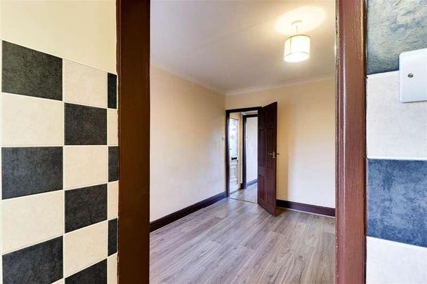 Alfold Road, Cranleigh, GU6 - Photo 1