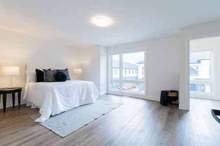 For Lease - 175 Doan Drive Unit# 139, Middlesex Centre, Ontario - Photo 4