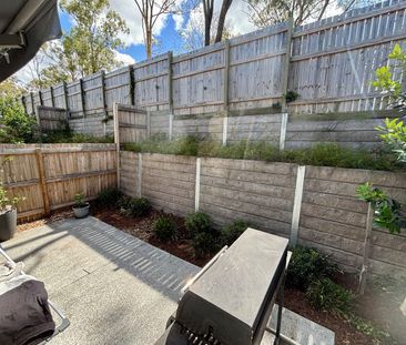 Opportunity awaits - Beautiful setting and comfort - Photo 1