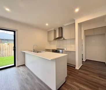 Brand New Efficient and Comfortable Living - Photo 6
