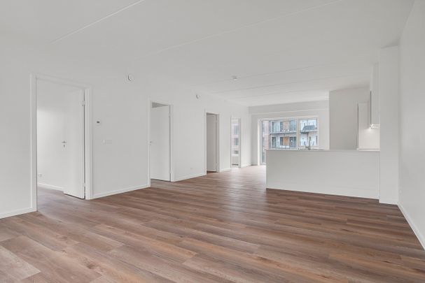 Moderne 4-værelses lejlighed med altan og fjordudsigt - Photo 1