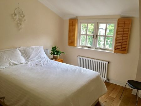 Newly Decorated Two Double Bedroom Apartment with Terrace to Rent in Hampstead (The Crofts) - Photo 5