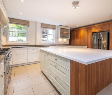 6 bedroom semi-detached house to rent - Photo 6