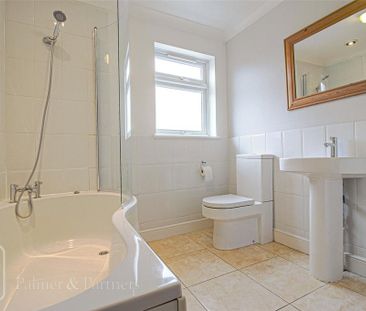 2 bedroom terraced house to rent - Photo 3