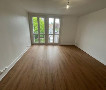 Location Appartement 3 pièces 72m² FRESNES 94260 - Photo 1