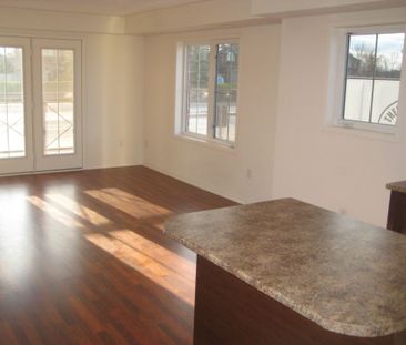 For Lease - 2557 Sixth Line Unit# 1, Oakville, Ontario - Photo 4